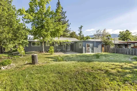 374 Cambridge Street Ashland OR 97520