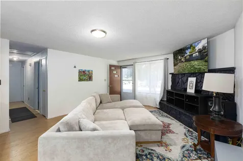 374 Cambridge Street Ashland OR 97520