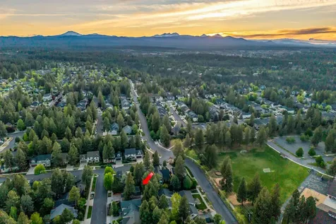 19824 Copernicus Avenue Bend OR 97702