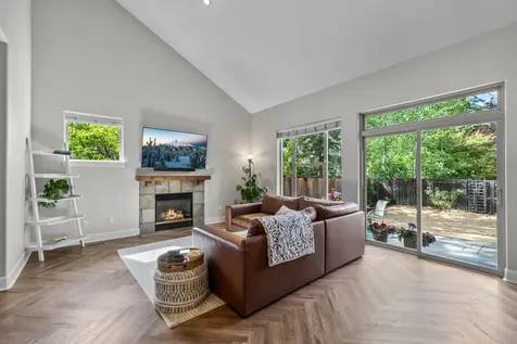 19824 Copernicus Avenue Bend OR 97702