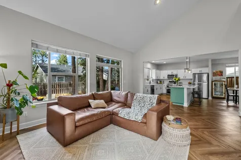 19824 Copernicus Avenue Bend OR 97702