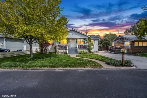 683 NW 5th Street Prineville OR 97754