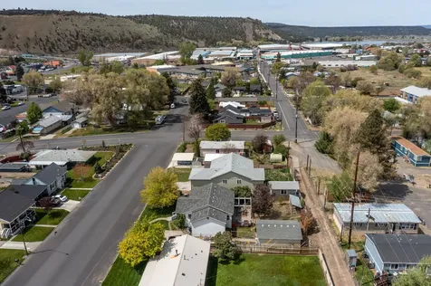 683 NW 5th Street Prineville OR 97754