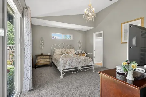 102 SW Pintail Court Grants Pass OR 97527