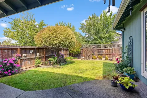 102 SW Pintail Court Grants Pass OR 97527