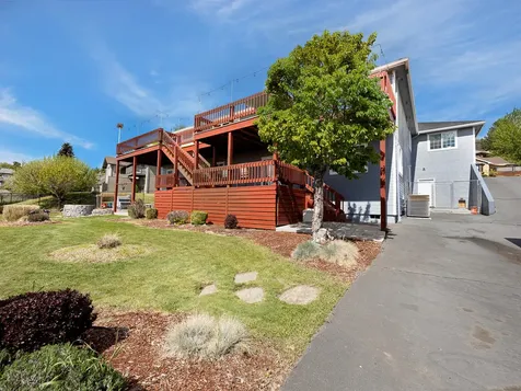 2212 Kimberly Drive Klamath Falls OR 97603