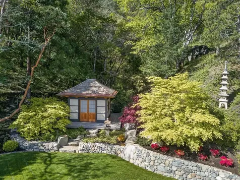 237 Granite Street Ashland OR 97520