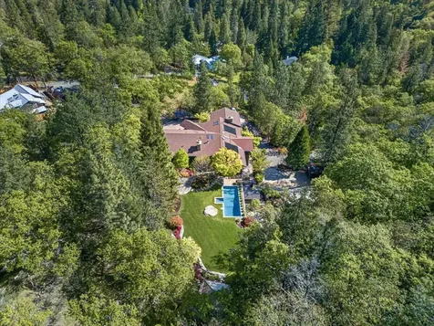 237 Granite Street Ashland OR 97520