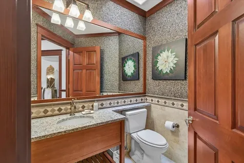 237 Granite Street Ashland OR 97520