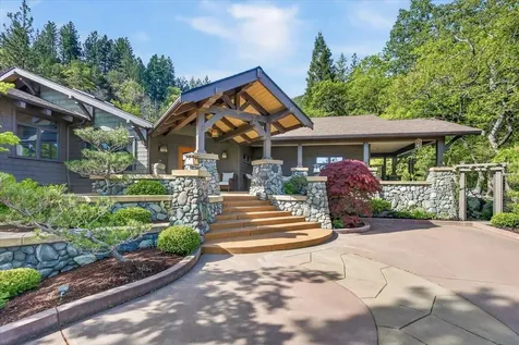 237 Granite Street Ashland OR 97520