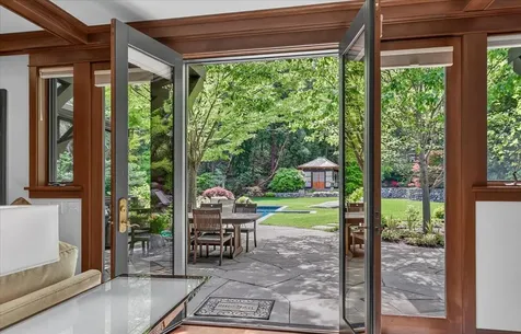 237 Granite Street Ashland OR 97520