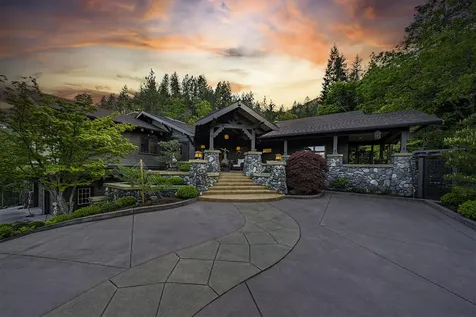 237 Granite Street Ashland OR 97520