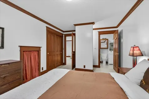 237 Granite Street Ashland OR 97520