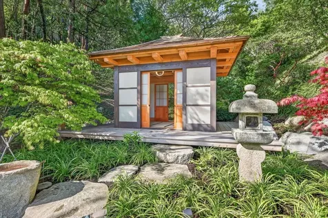 237 Granite Street Ashland OR 97520