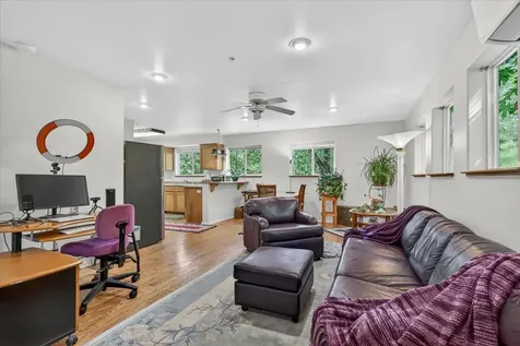 237 Granite Street Ashland OR 97520
