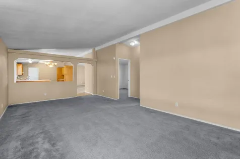 397 SE 6th Street Madras OR 97741