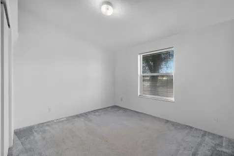 397 SE 6th Street Madras OR 97741