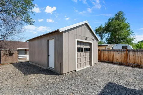 397 SE 6th Street Madras OR 97741