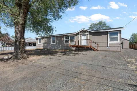 397 SE 6th Street Madras OR 97741