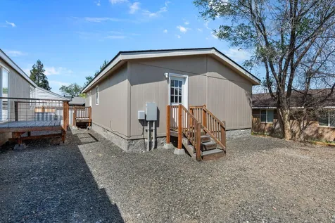 397 SE 6th Street Madras OR 97741