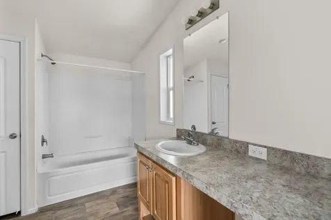 397 SE 6th Street Madras OR 97741