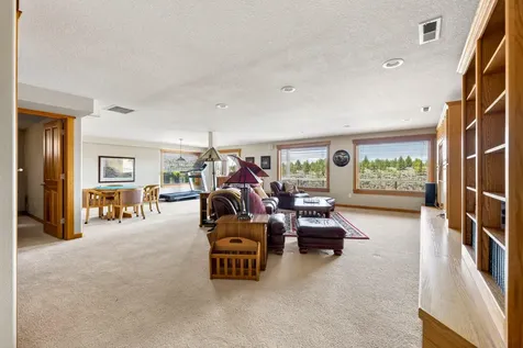 1841 NW 57th Way Redmond OR 97756