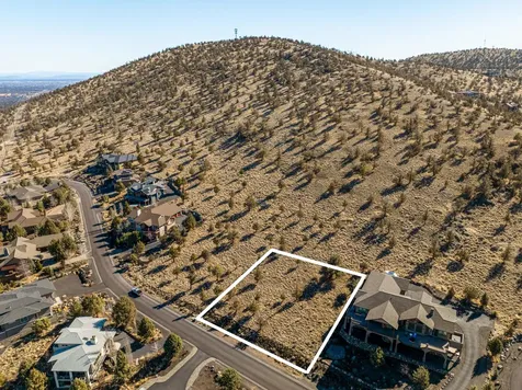 904 Highland View Loop Redmond OR 97756