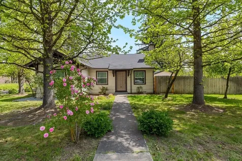 579 Franquette Street Medford OR 97501