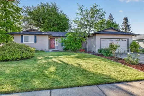 2892 Banner Court Medford OR 97504