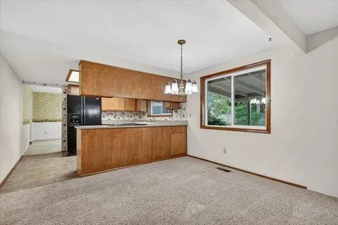 2892 Banner Court Medford OR 97504