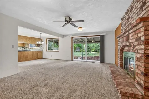 2892 Banner Court Medford OR 97504