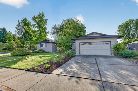 2892 Banner Court Medford OR 97504