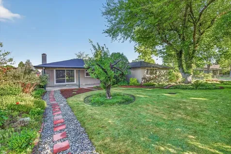 2892 Banner Court Medford OR 97504