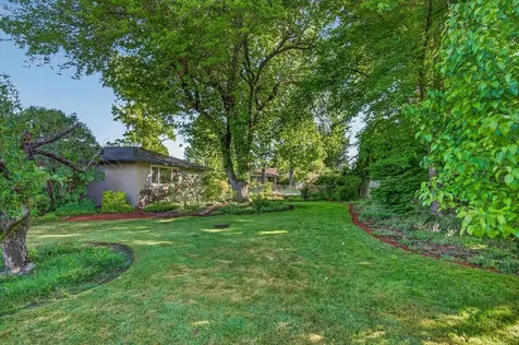 2892 Banner Court Medford OR 97504