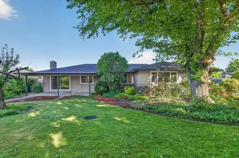 2892 Banner Court Medford OR 97504