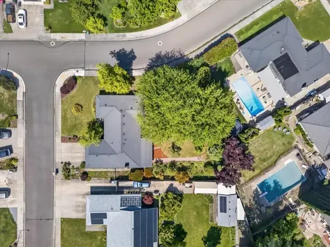 2892 Banner Court Medford OR 97504