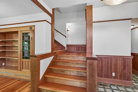 19 Gresham Street Ashland OR 97520