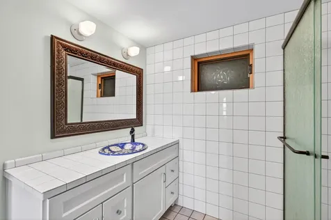 19 Gresham Street Ashland OR 97520