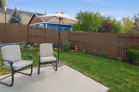 321 SW Antler Ridge Court Redmond OR 97756