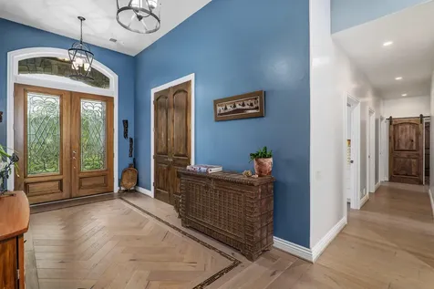 1884 S Obenchain Road Eagle Point OR 97524
