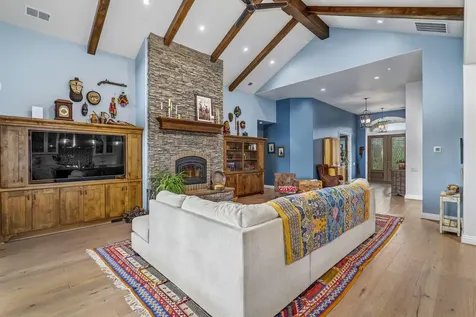 1884 S Obenchain Road Eagle Point OR 97524
