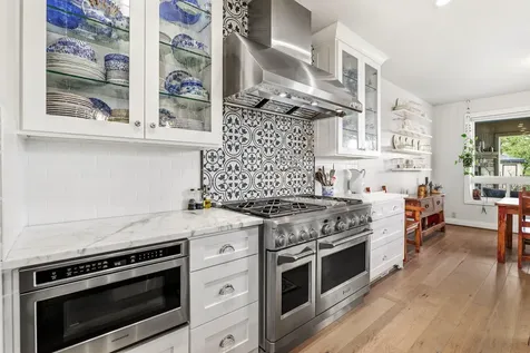 1884 S Obenchain Road Eagle Point OR 97524