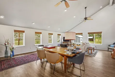 1884 S Obenchain Road Eagle Point OR 97524