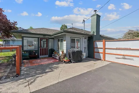 505 S Main Street Prineville OR 97754