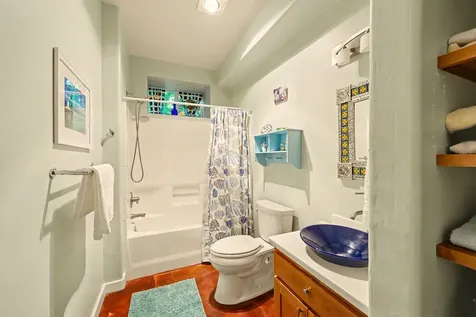 210 Oak Knoll Jacksonville OR 97530