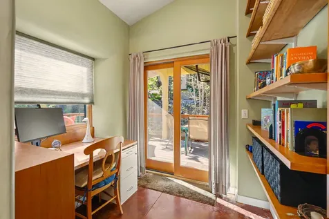 210 Oak Knoll Jacksonville OR 97530