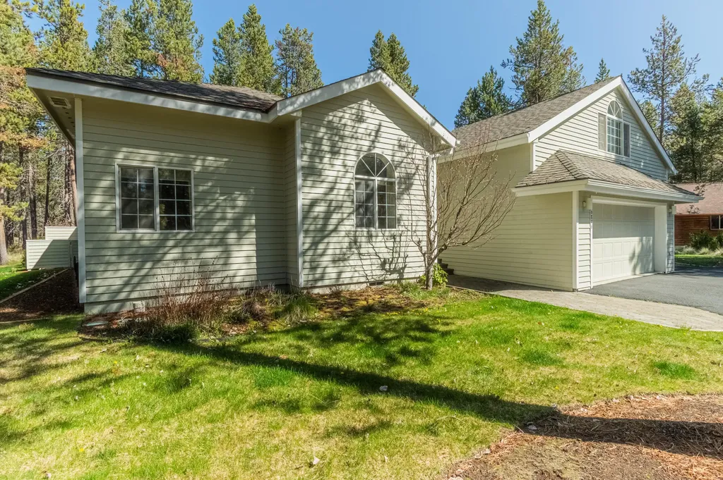 16876 Pony Express Way Bend OR 97707