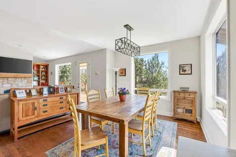 1580 Murrelet Drive Redmond OR 97756