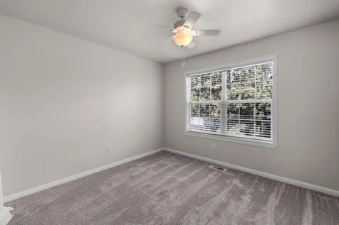 1736 SE Ironwood Court Bend OR 97702