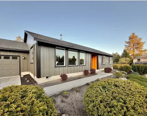 3062 NW Kelly Hill Court Bend OR 97703